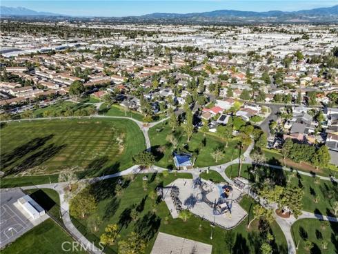 241 W Alton  B  Avenue, Santa Ana, CA