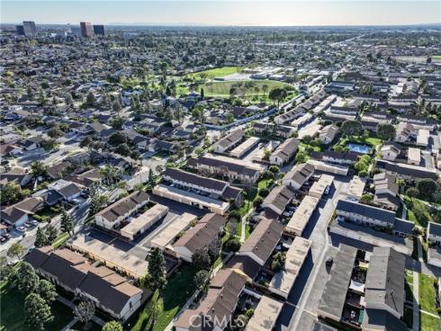 241 W Alton  B  Avenue, Santa Ana, CA