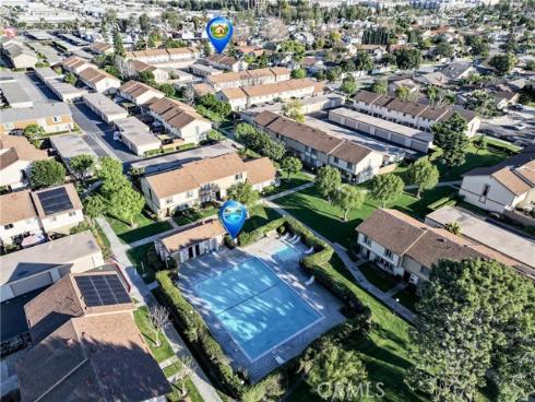 241 W Alton  B  Avenue, Santa Ana, CA