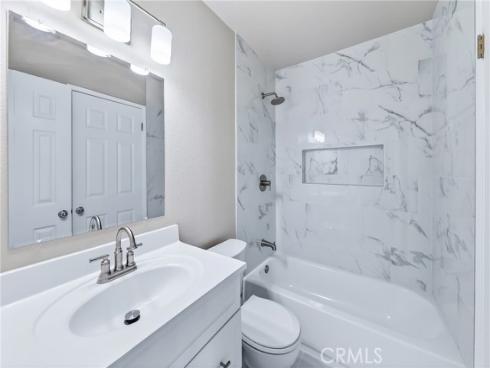 241 W Alton  B  Avenue, Santa Ana, CA