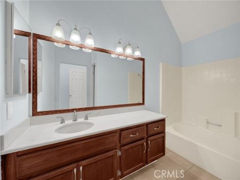 3740 S Bear St #123  F , Santa Ana, CA