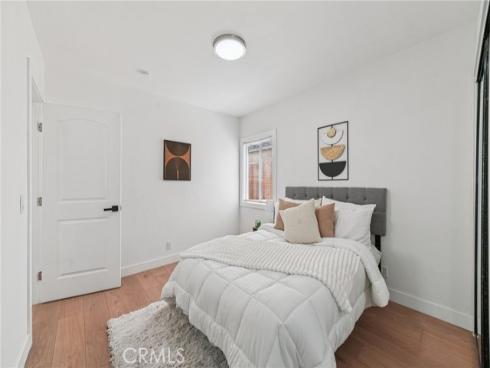 1205  English  , Santa Ana, CA