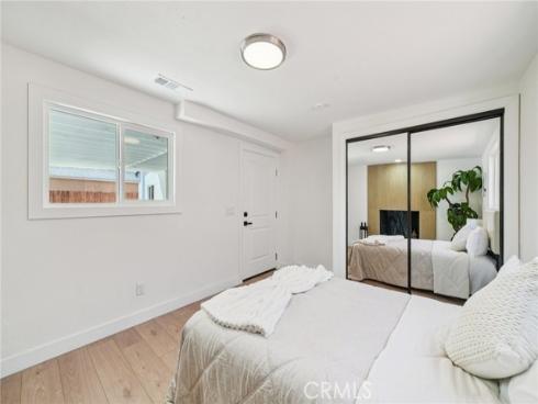 1205  English  , Santa Ana, CA