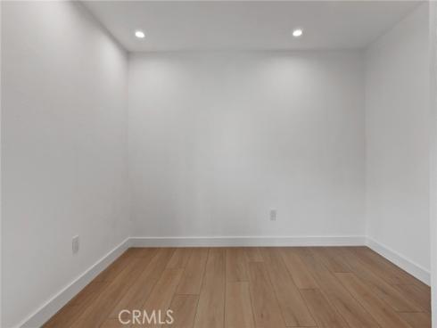 1030 W Macarthur  90 , Santa Ana, CA