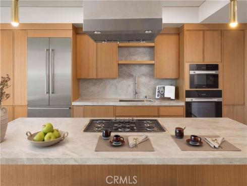 9 Macarthur Place 801