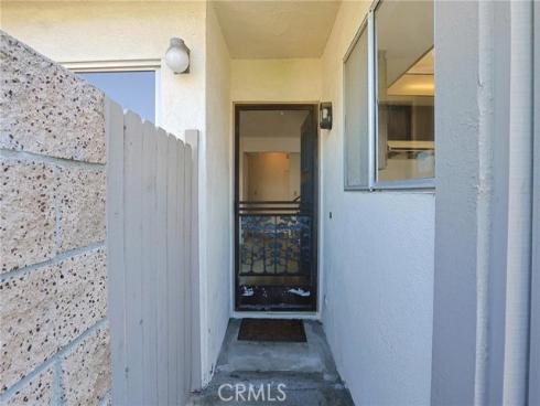 5106 W 1st  , Santa Ana, CA