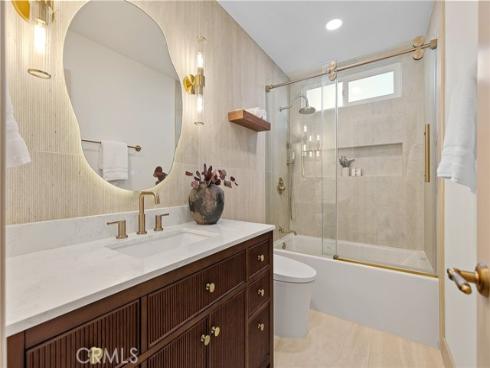 418 W Carol  , Santa Ana, CA