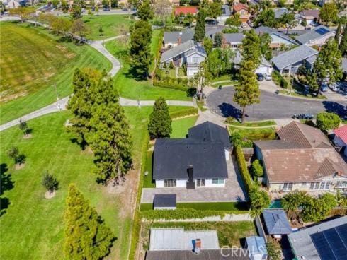 418 W Carol  , Santa Ana, CA