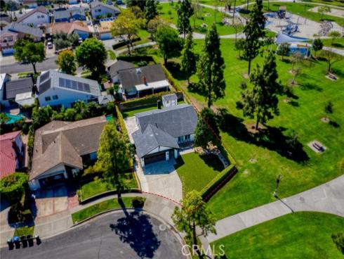 418 W Carol  , Santa Ana, CA