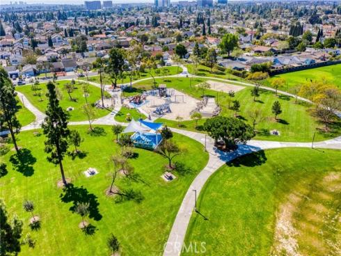 418 W Carol  , Santa Ana, CA