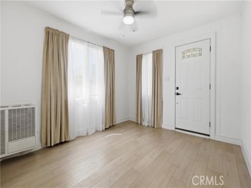 215 N Mcclay  , Santa Ana, CA