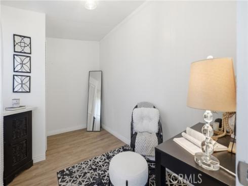 215 N Mcclay  , Santa Ana, CA