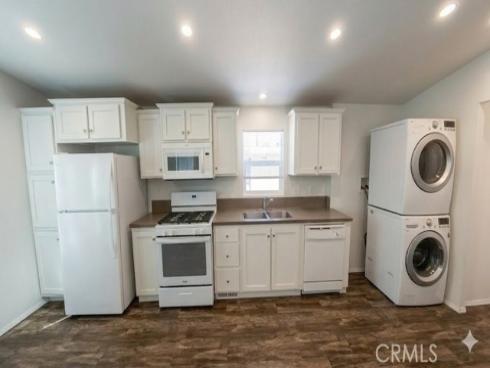 2767 W 1st  12 , Santa Ana, CA