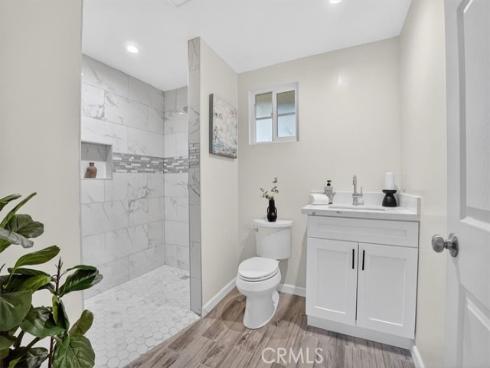 1752  Sierra Alta  , Santa Ana, CA