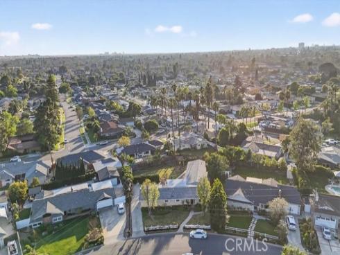 1752  Sierra Alta  , Santa Ana, CA