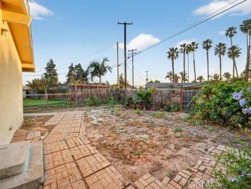 1752  Sierra Alta  , Santa Ana, CA