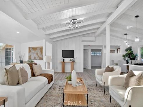 1752  Sierra Alta  , Santa Ana, CA