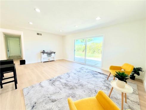 506 S Arapaho  , Santa Ana, CA