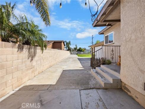 435 E Adams  , Santa Ana, CA