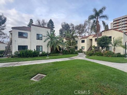 721 W 1st  , Santa Ana, CA
