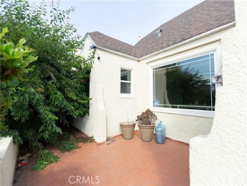 715 E Mcfadden  , Santa Ana, CA