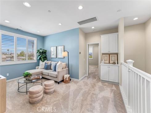 925 E 3rd , Santa Ana, CA