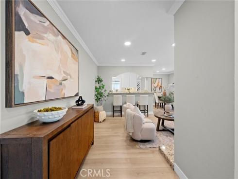 709 E Catalina  , Santa Ana, CA