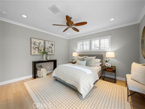 709 E Catalina  , Santa Ana, CA