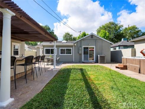 709 E Catalina  , Santa Ana, CA