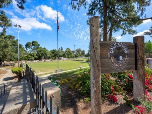 709 E Catalina  , Santa Ana, CA