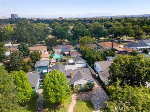 709 E Catalina  , Santa Ana, CA