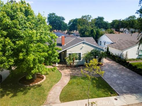 709 E Catalina  , Santa Ana, CA