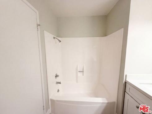 2334 W Chandler   Avenue, Santa Ana, CA