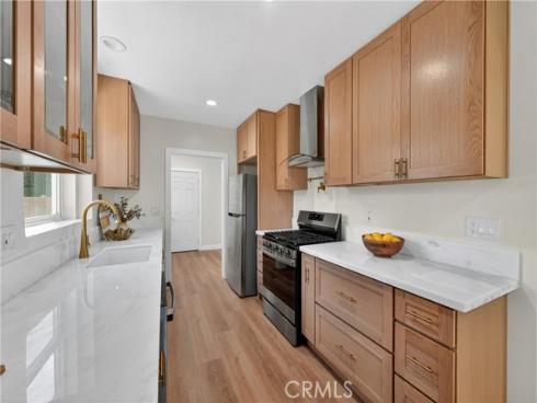 1404 N Freeman , Santa Ana, CA