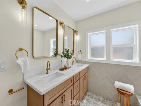 1404 N Freeman , Santa Ana, CA