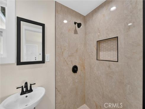 1404 N Freeman , Santa Ana, CA