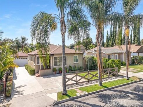 2114  Orange   Avenue, Santa Ana, CA