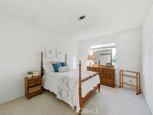 2621  Park Lake  197 , Santa Ana, CA