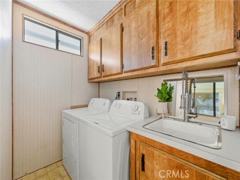 2621  Park Lake  197 , Santa Ana, CA