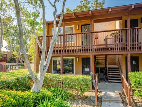 1000 W Macarthur 58 Boulevard, Santa Ana, CA