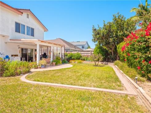 2001 W San Lorenzo  , Santa Ana, CA