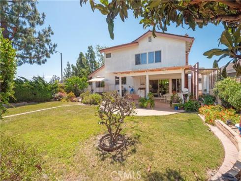 2001 W San Lorenzo  , Santa Ana, CA
