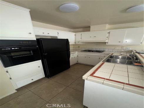 1404 N Tustin Y3 Avenue, Santa Ana, CA