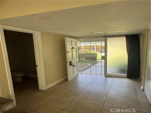 1404 N Tustin Y3 Avenue, Santa Ana, CA