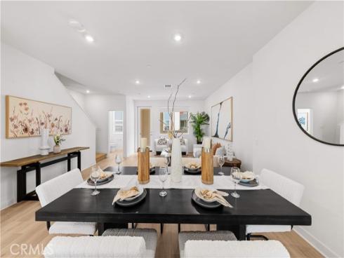 1816 E 1st 440 , Santa Ana, CA