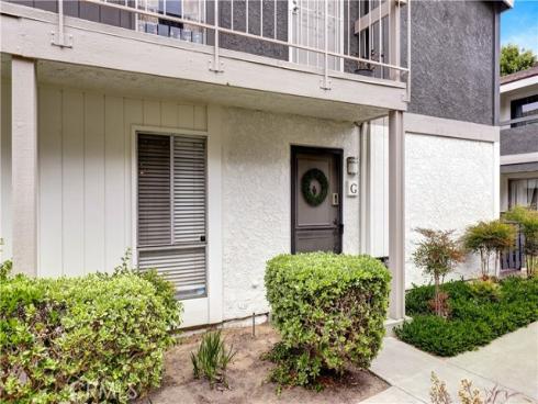 2815 S. Fairview St, g