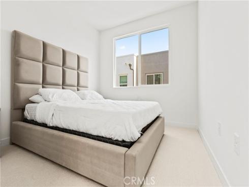 609 S Lyon Street , Santa Ana, CA