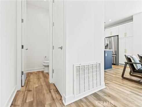 609 S Lyon Street , Santa Ana, CA