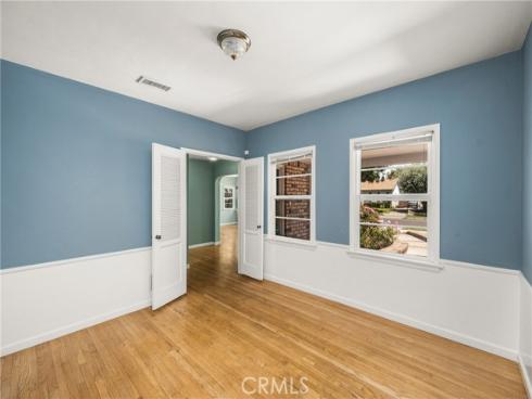 1112 N Lowell , Santa Ana, CA