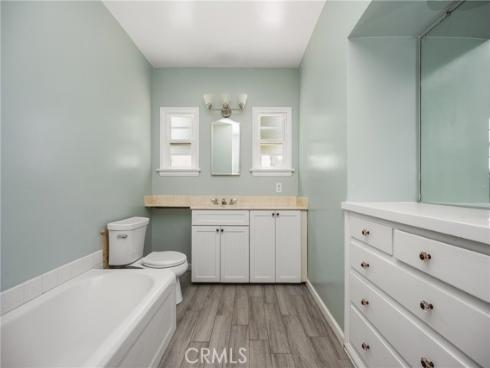 1112 N Lowell , Santa Ana, CA